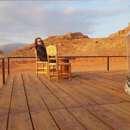 Sun Luxury Camp &Tour Apartment Wadi Rum Exterior photo